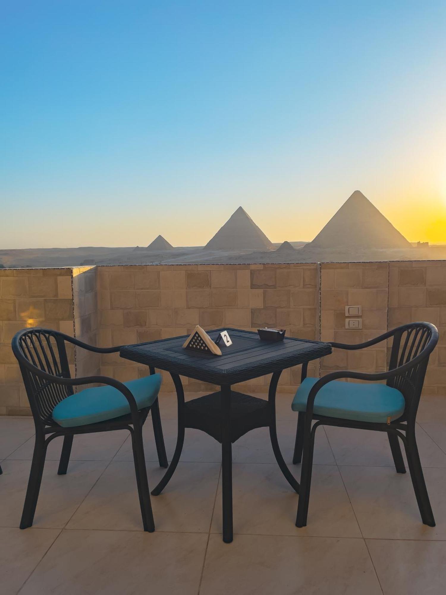 Jumeirah Pyramids View Inn Kafrat al Jabal Экстерьер фото