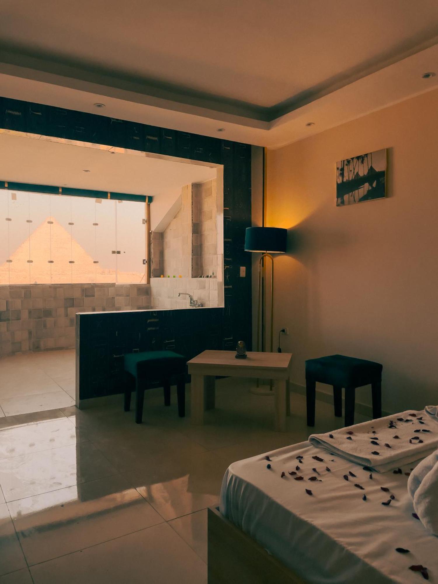 Jumeirah Pyramids View Inn Kafrat al Jabal Экстерьер фото